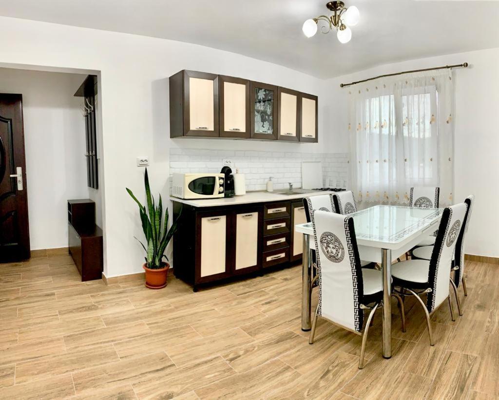 Cazare Apartament Orsova Apartment Exterior foto